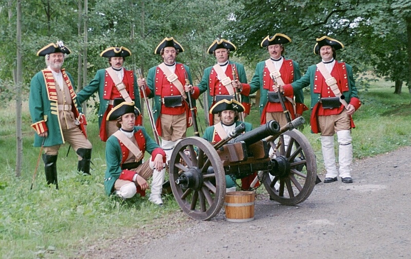 gruppe-kanone-2.jpg